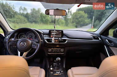 Седан Mazda 6 2015 в 