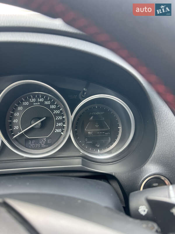 Седан Mazda 6 2013 в Чернівцях фото 36 Седан Mazda 6 2013 в Чернівцях