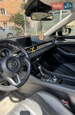 Седан Mazda 6 2018 в 