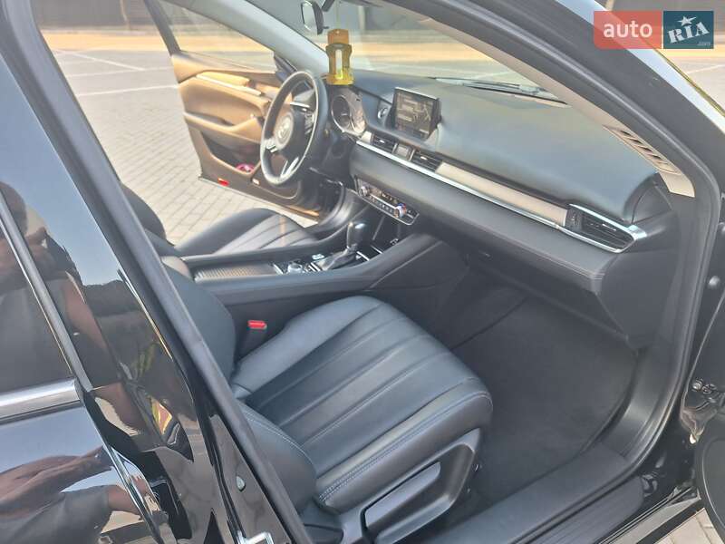 Седан Mazda 6 2020 в Луцке