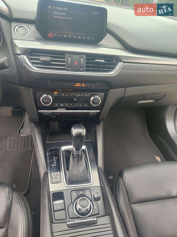 Седан Mazda 6 2016 в Львове