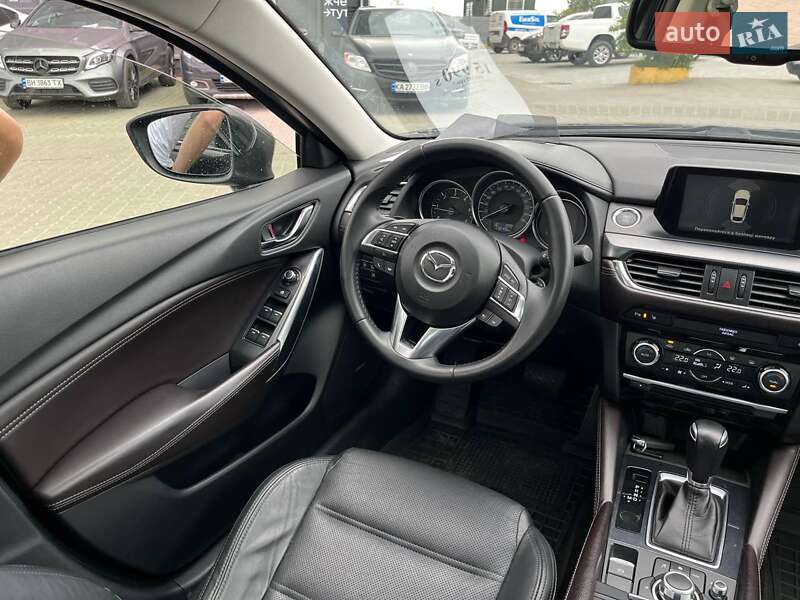 Седан Mazda 6 2015 в Львове
