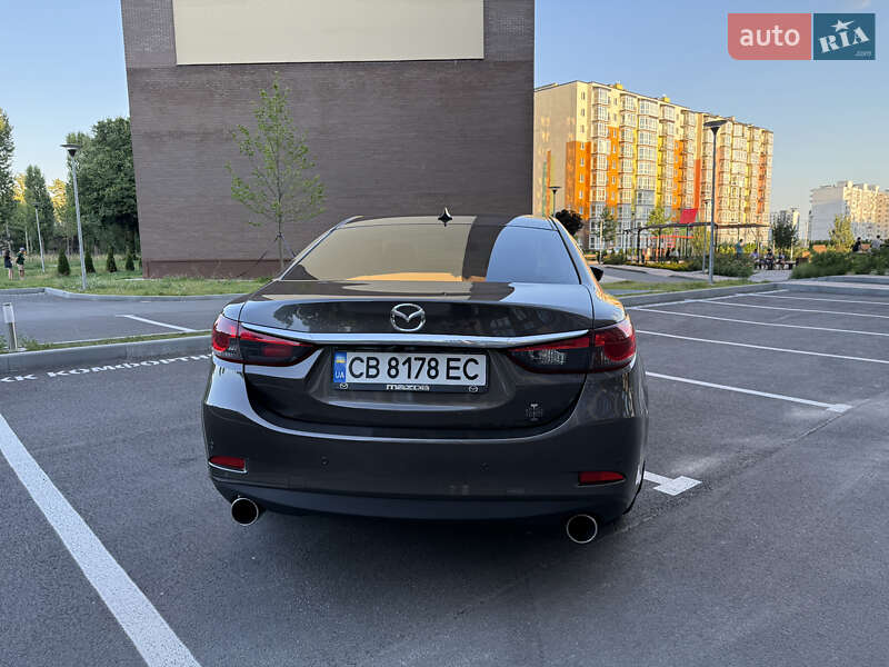 Седан Mazda 6 2015 в Чернигове