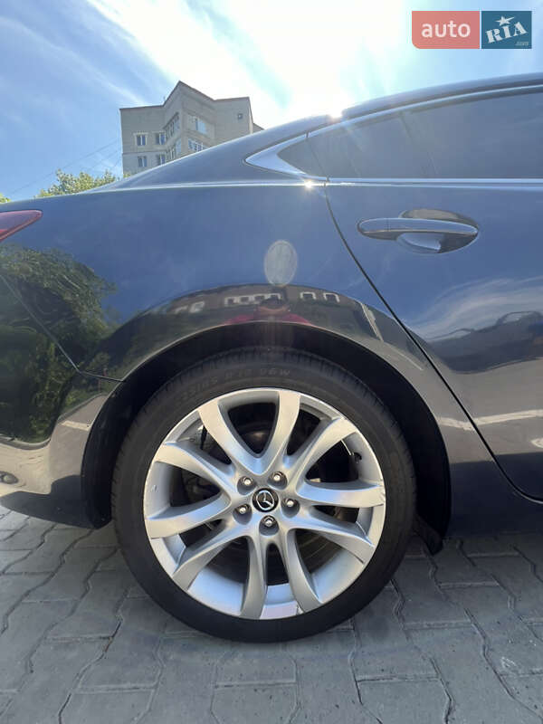 Седан Mazda 6 2017 в Черновцах