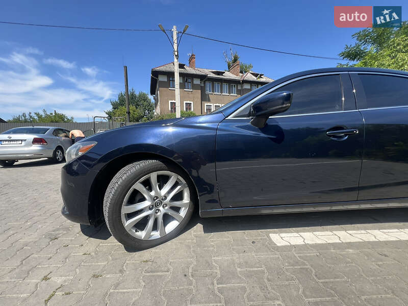 Седан Mazda 6 2017 в Черновцах