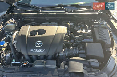 Седан Mazda 6 2015 в 