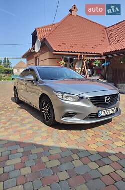 Седан Mazda 6 2013 в Ужгороде