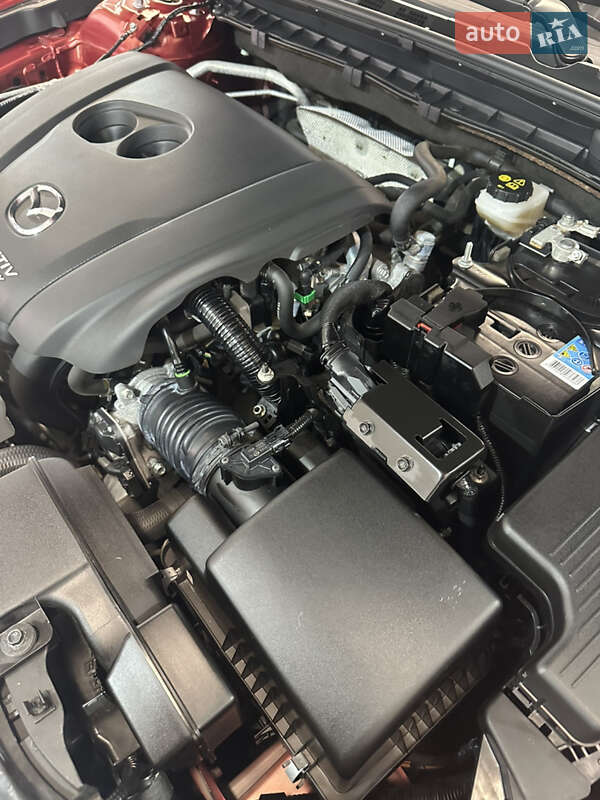 Седан Mazda 6 2018 в Львове