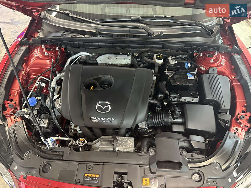 Седан Mazda 6 2018 в Львове