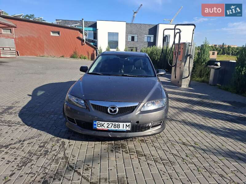 Седан Mazda 6 2006 в Ровно