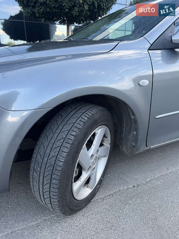 Универсал Mazda 6 2004 в Киеве