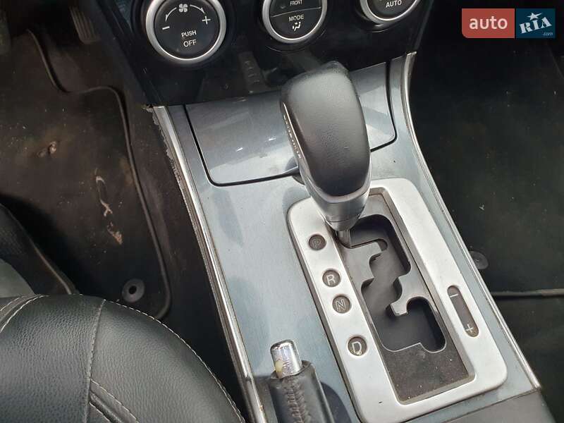 Седан Mazda 6 2003 в Краматорске