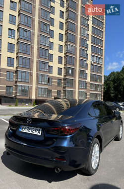 Седан Mazda 6 2014 в 