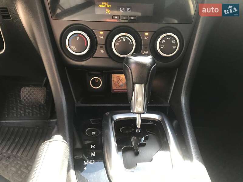 Седан Mazda 6 2014 в Львове