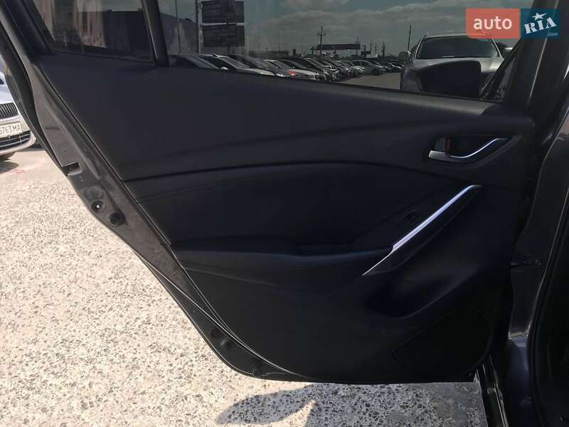 Седан Mazda 6 2014 в Львове