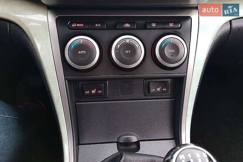 Седан Mazda 6 2008 в Черновцах