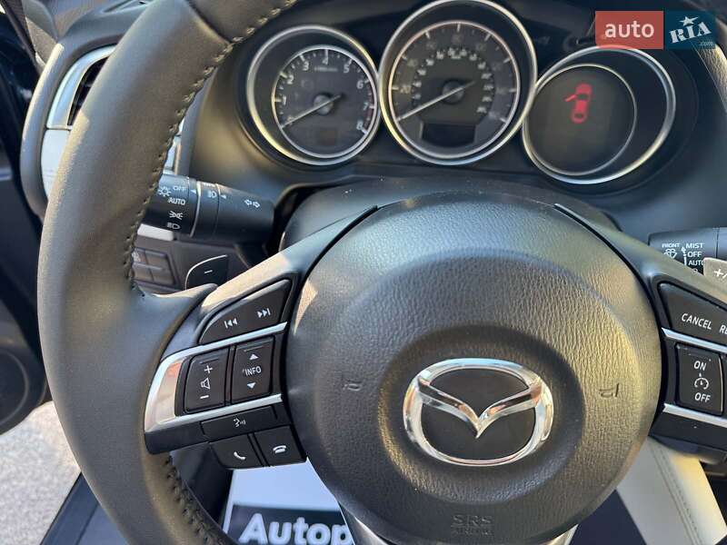 Седан Mazda 6 2015 в Запорожье
