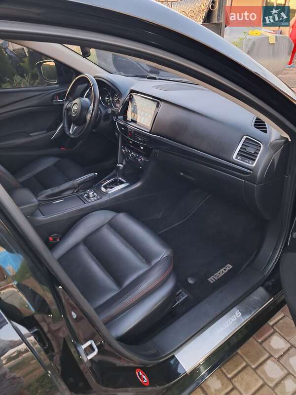 Седан Mazda 6 2013 в Новомосковске
