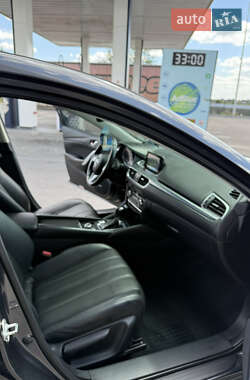 Седан Mazda 6 2015 в 