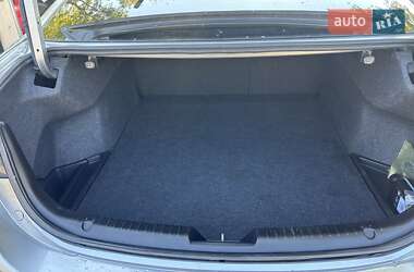 Седан Mazda 6 2013 в Днепре