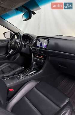 Седан Mazda 6 2014 в 