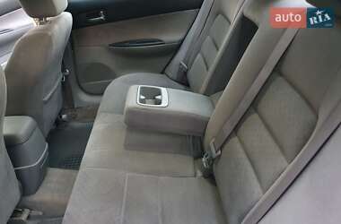 Седан Mazda 6 2003 в Черновцах