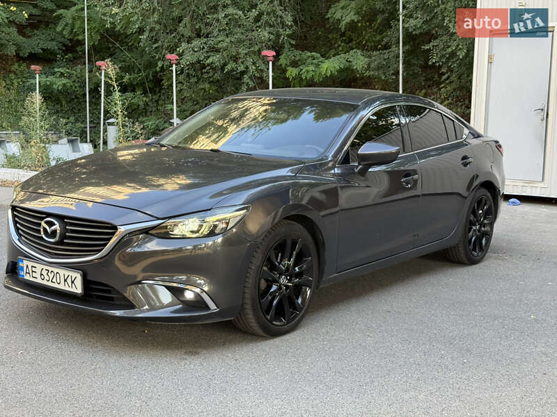 Седан Mazda 6 2016 в 