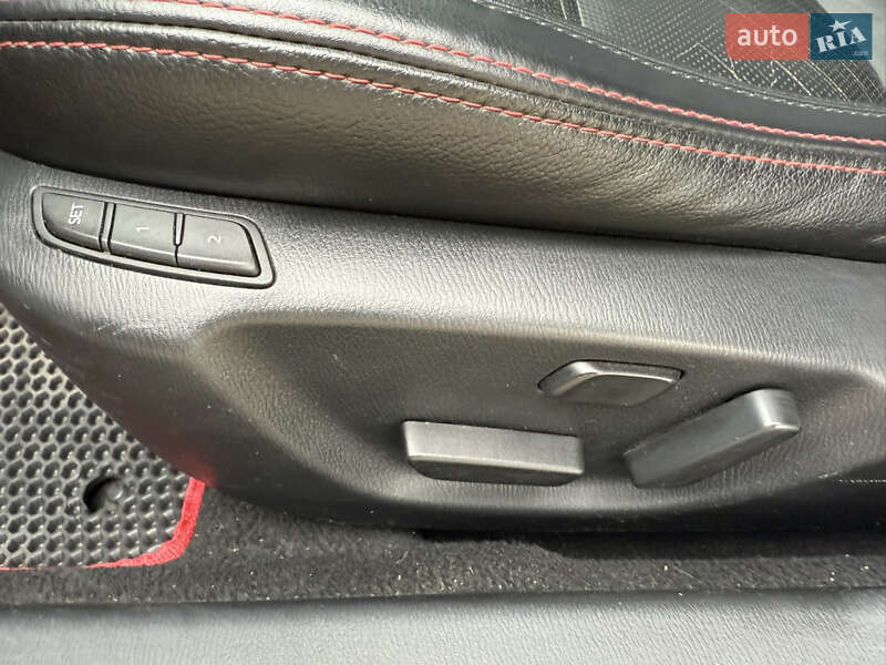 Седан Mazda 6 2014 в Черновцах