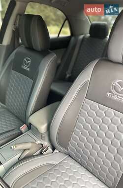 Седан Mazda 6 2003 в Днепре