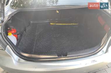 Седан Mazda 6 2005 в 