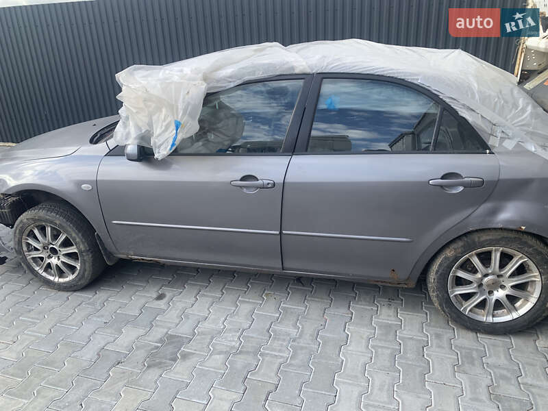 Седан Mazda 6 2002 в Ужгороді