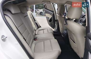 Седан Mazda 6 2015 в 