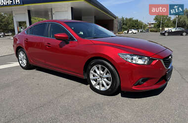 Седан Mazda 6 2015 в Днепре