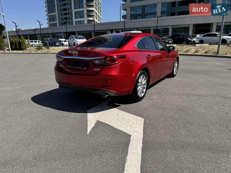 Седан Mazda 6 2015 в Днепре