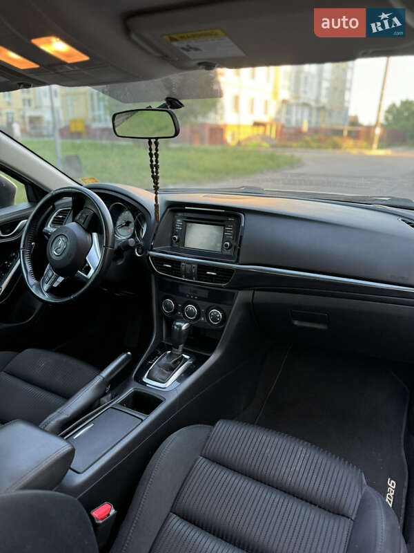 Седан Mazda 6 2014 в Чернигове