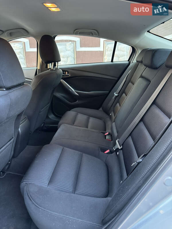 Седан Mazda 6 2014 в Чернигове