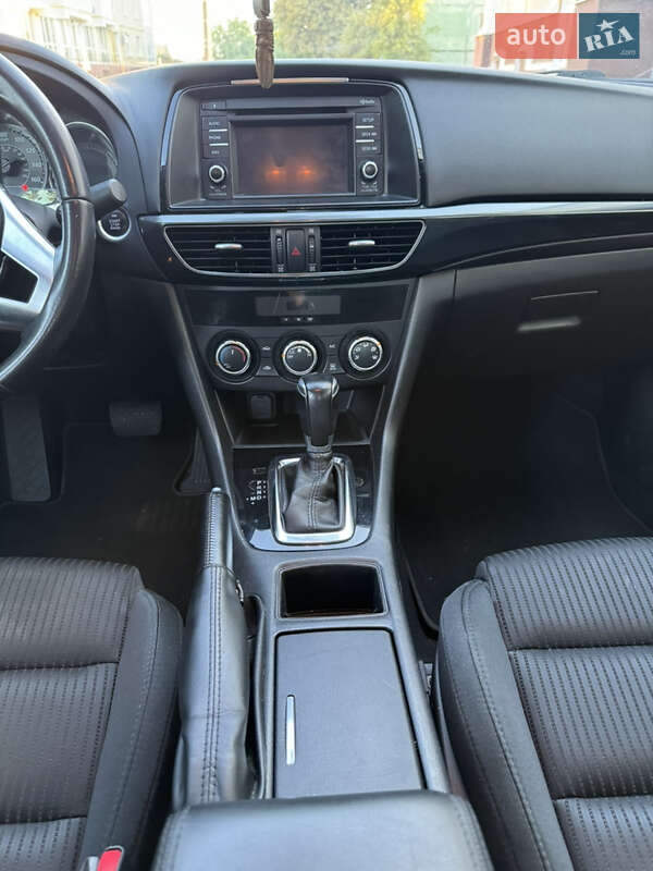 Седан Mazda 6 2014 в Чернигове