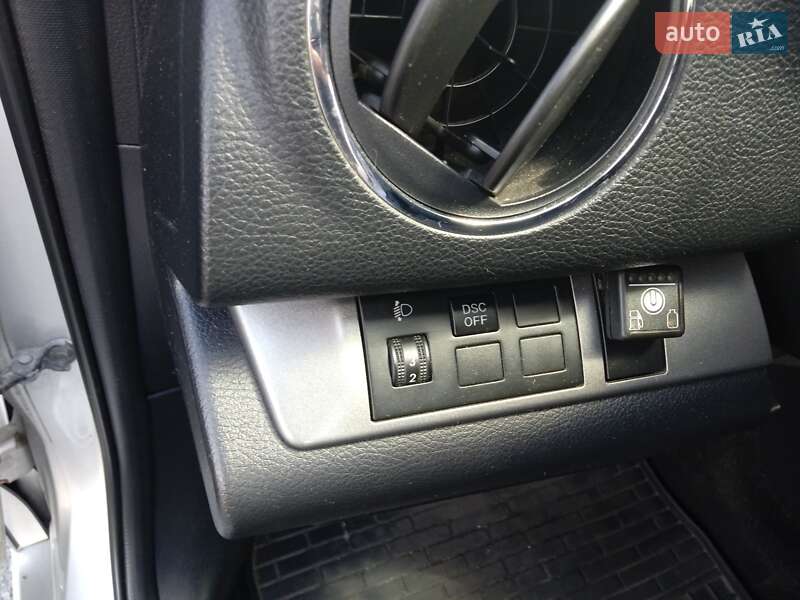 Седан Mazda 6 2011 в Обухове