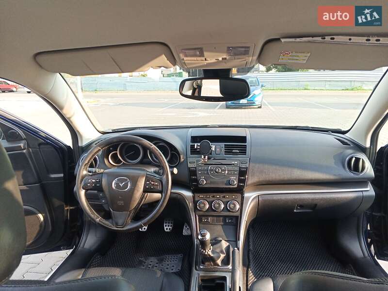 Универсал Mazda 6 2010 в Киеве