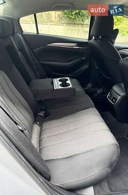 Седан Mazda 6 2018 в 