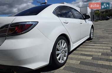 Седан Mazda 6 2011 в 