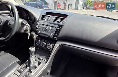 Седан Mazda 6 2011 в 