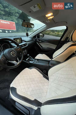 Седан Mazda 6 2015 в 