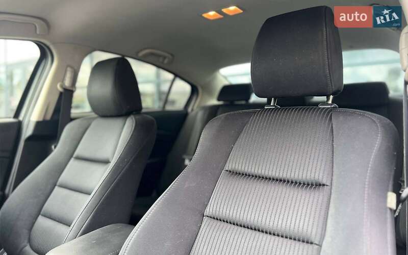 Седан Mazda 6 2012 в Ивано-Франковске