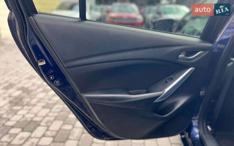 Седан Mazda 6 2012 в Ивано-Франковске