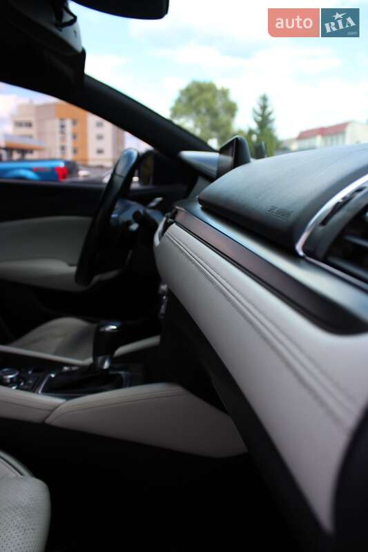 Седан Mazda 6 2016 в Черкассах