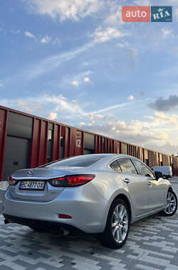 Седан Mazda 6 2016 в 