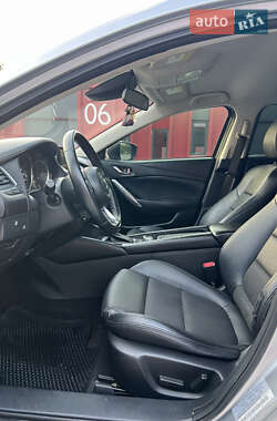 Седан Mazda 6 2016 в 