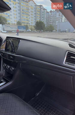 Седан Mazda 6 2012 в 
