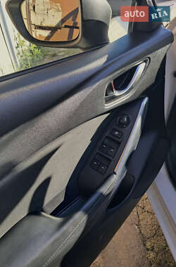 Седан Mazda 6 2013 в 